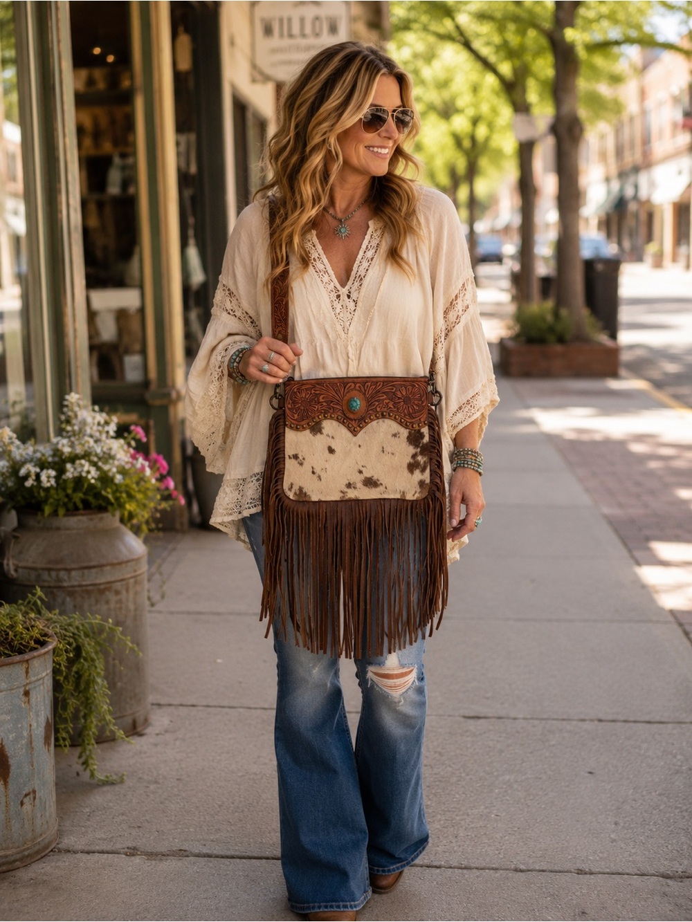 AMERICAN DARLING CROSSBODY COWHIDE WITH GROMMETS BAG